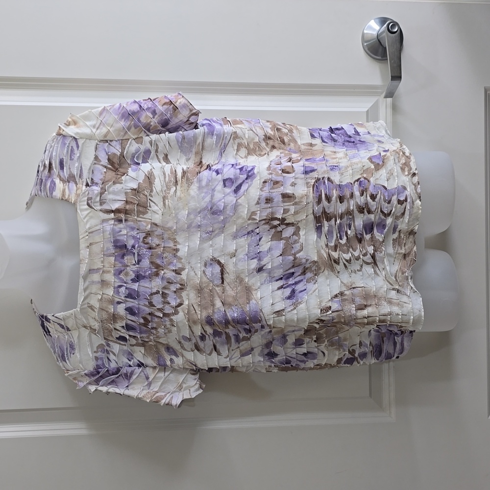 Alfred Dunner Purple White &‎  Tan Ruffled Blouse Size Medium
